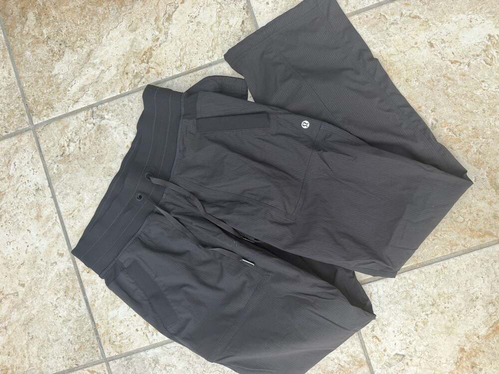 Lululemon Dance Studio Crop Pants Wee Stripe Black Size 6
